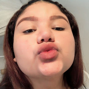 Meet your Posher, Clara ysabel